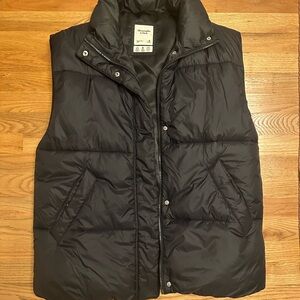 Abercrombie & Fitch Midnight Black Quilted Vest